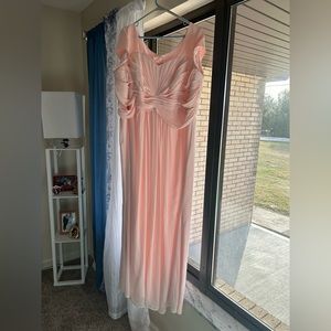 David’s bridal size 22 coral color like new